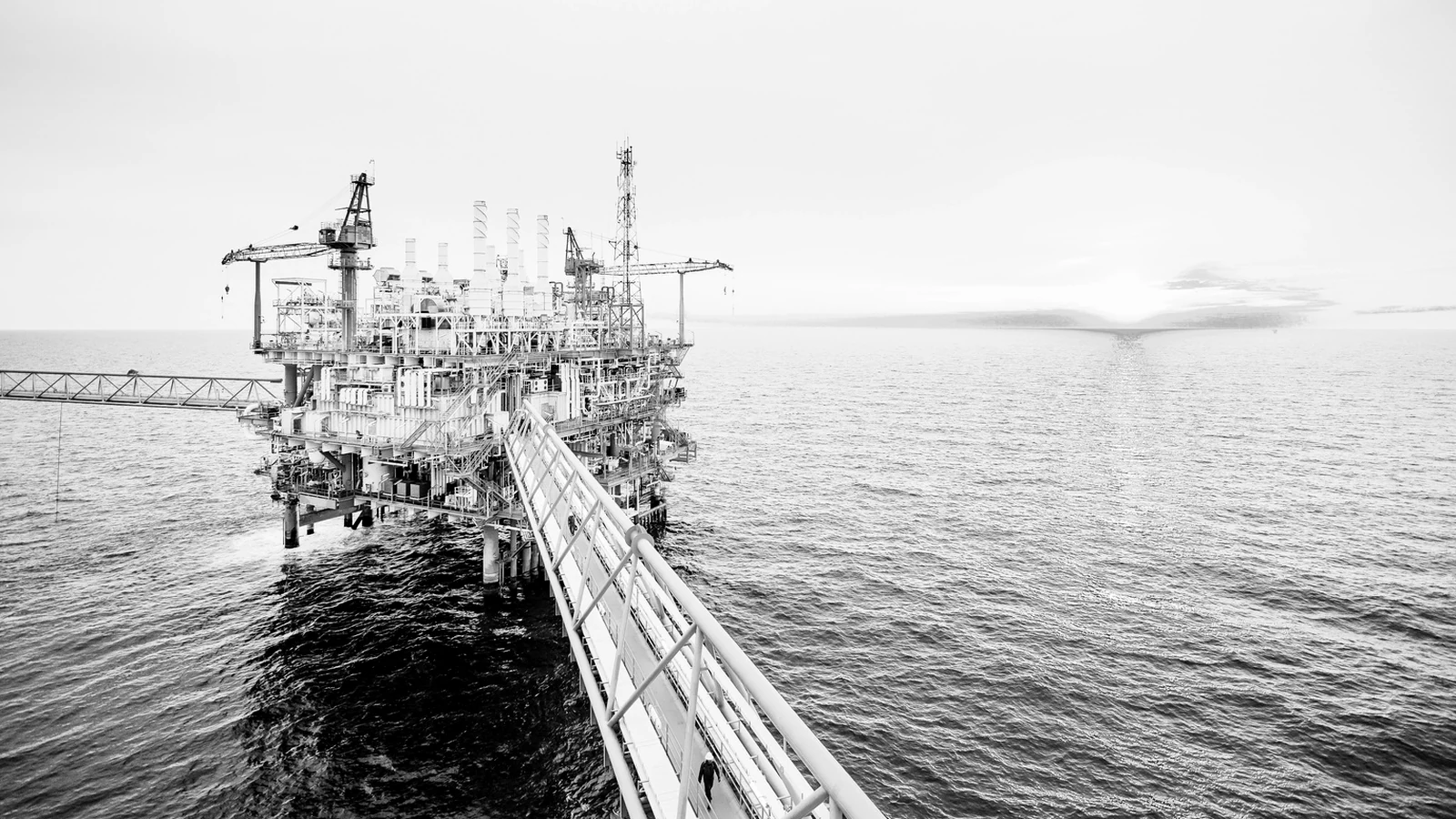 Offshore oil and gas installation